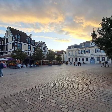 Le Clos Guivet Troyes Esterno foto