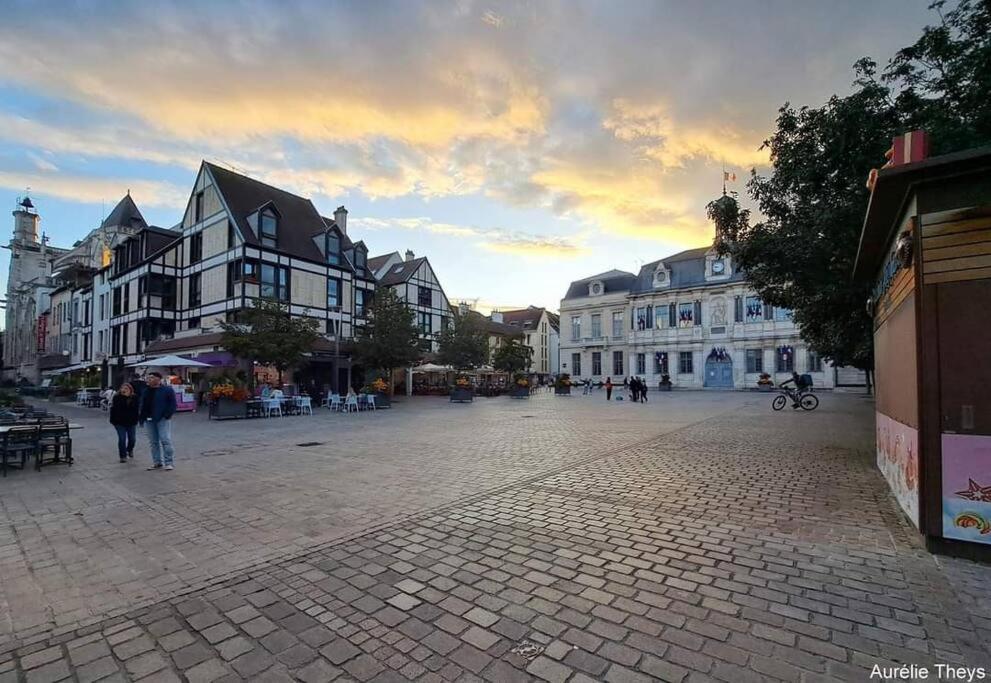 Le Clos Guivet Troyes Esterno foto